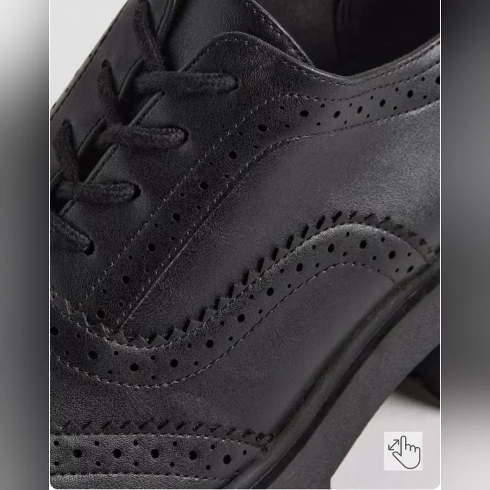 Torrid Lug Sole Oxford Loafers - Picture 7 of 7